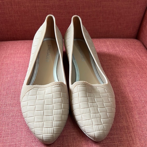 PASSAGE WOMENS Nude Woven Textured Almond‎ Toe Ballet Flats SIZE 39 NEW W/OTAGS